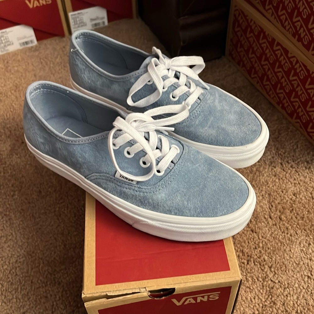 Vans authentics